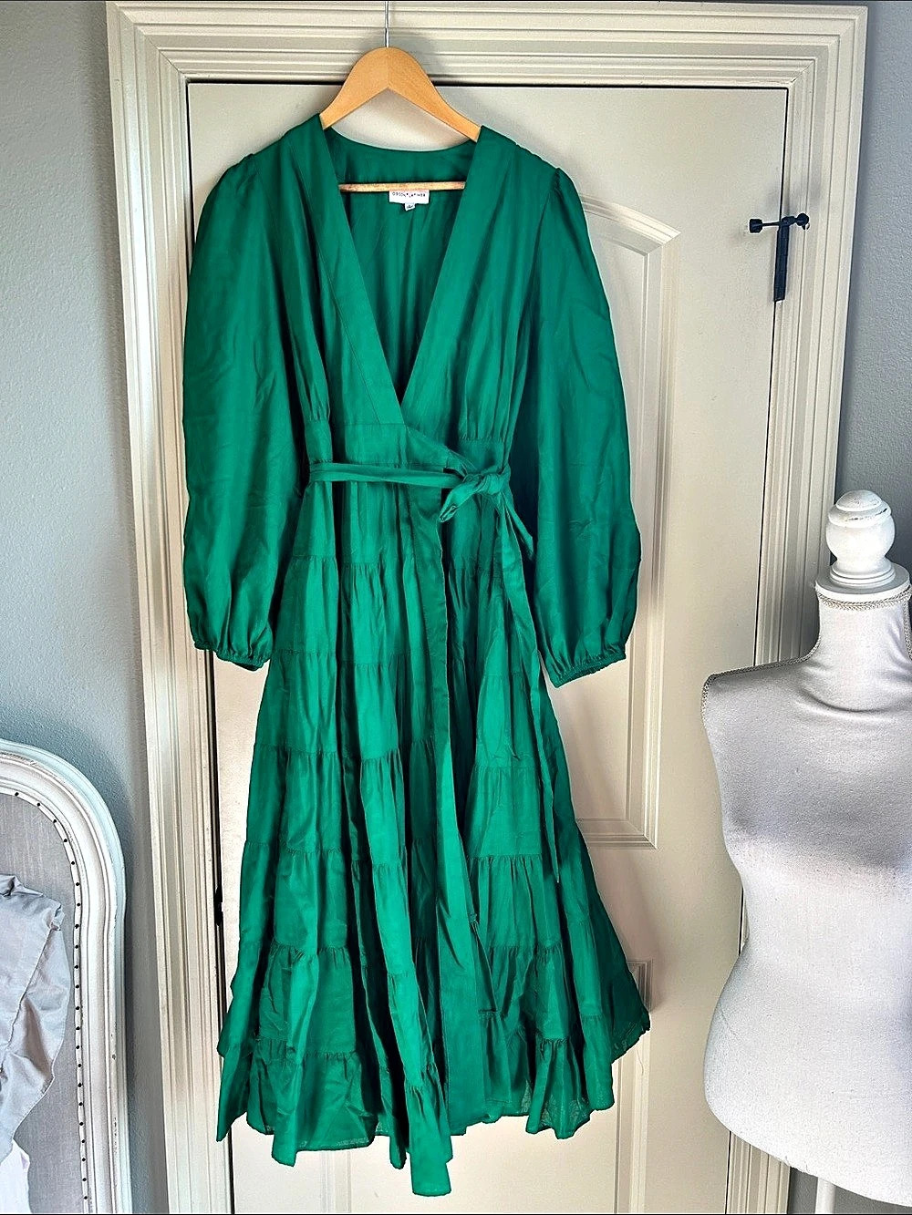 Gibson Latimer Green Long Sleeve Maxi Dress